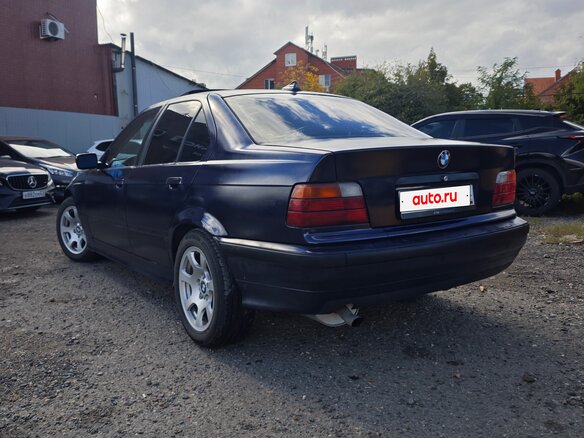 1993 BMW 3 серии 316i III (E36), синий, 550000 рублей - вид 5