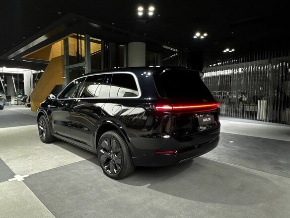 2025 Li Auto (Lixiang) L9 52.3 kWh I Рестайлинг, чёрный, 11990000 рублей - вид 6