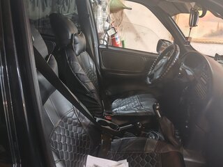 2011 Chevrolet Niva I Рестайлинг, чёрный, 280000 рублей, вид 2
