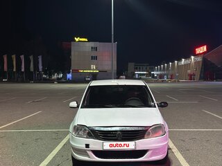 2013 Renault Logan I Рестайлинг, белый, 100000 рублей, вид 1