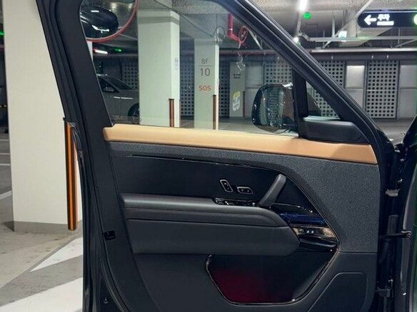 2026 Land Rover Range Rover Sport P400 MHEV III, серый, 18190000 рублей - вид 15