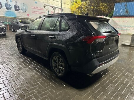 2026 Toyota RAV4 V (XA50), чёрный, 4195000 рублей, вид 3
