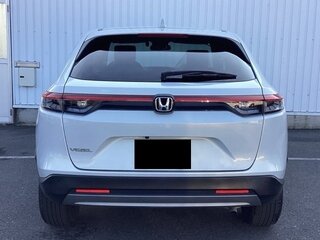 2023 Honda Vezel II, белый, 1794000 рублей, вид 5