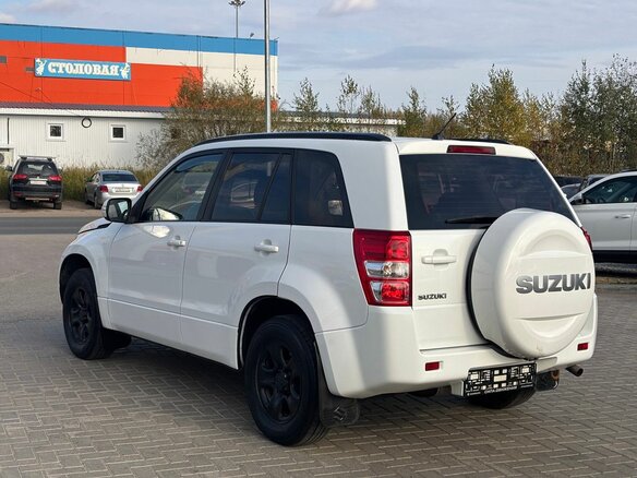 2014 Suzuki Grand Vitara II Рестайлинг 2, белый, 1350000 рублей - вид 5