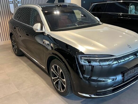 2026 Aito M7 53.4 kWh II, чёрный, 9550000 рублей - вид 1