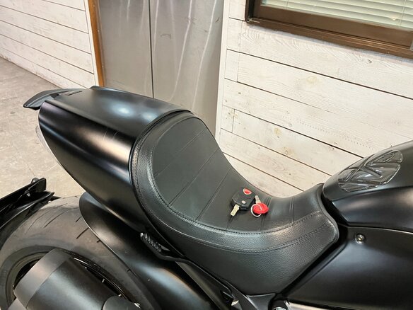2014 Ducati Diavel, чёрный, 970000 рублей - вид 3