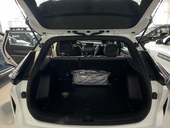 2026 Geely Cityray, белый, 3384990 рублей - вид 9