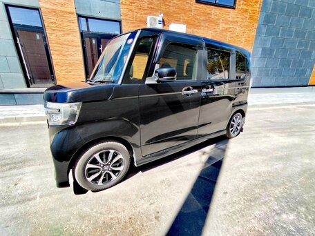 2017 Honda N-BOX II, чёрный, 950000 рублей, вид 5