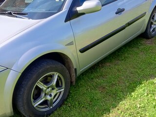2008 Renault Megane II Рестайлинг, серебристый, 335000 рублей, вид 2
