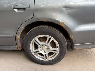 2002 Mitsubishi Galant VIII Рестайлинг, серый, 330000 рублей, вид 4