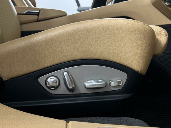 2016 Porsche Panamera 4 I Рестайлинг, чёрный, 3849900 рублей - вид 23