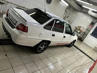 2013 Daewoo Nexia I Рестайлинг, белый, 170000 рублей, вид 5