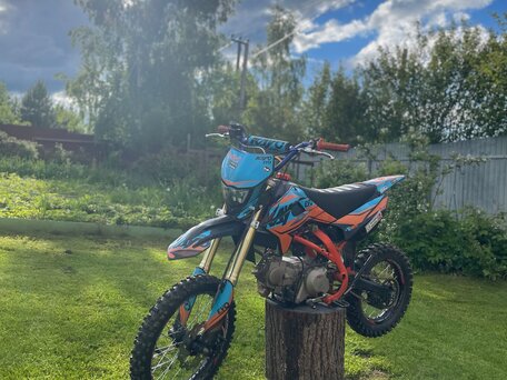 2022 Kayo Evolution YX140EM, голубой, 90000 рублей, вид 1
