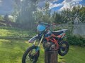 2022 Kayo Evolution YX140EM, голубой, 90000 рублей