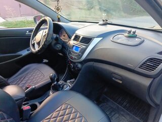 2014 Hyundai Solaris I, белый, 500000 рублей, вид 3