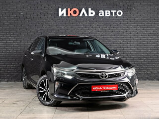 2018 Toyota Camry VII (XV50) Рестайлинг 2, чёрный, 2500000 рублей, вид 3