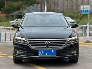 2023 Volkswagen Lavida III Рестайлинг, чёрный, 1410000 рублей, вид 2