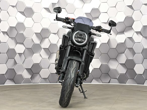 2024 Honda CB 650R, чёрный - вид 4