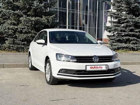 2018 Volkswagen Jetta VI Рестайлинг, белый, 1509000 рублей, вид 4
