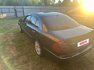 2006 Mercedes-Benz E-Класс 220 III (W211, S211) Рестайлинг, чёрный, 850000 рублей, вид 5