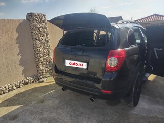 2011 Chevrolet Captiva I, чёрный, 900000 рублей, вид 4