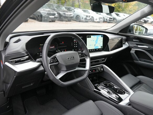 2025 Audi Q5 40 TDI III (GU), серый, 8060000 рублей - вид 14