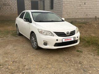 2012 Toyota Corolla X (E140, E150) Рестайлинг, белый, 850000 рублей, вид 2