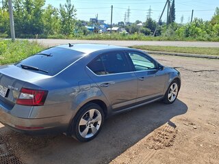 2019 Skoda Octavia III (A7) Рестайлинг, серый, 1790000 рублей, вид 4