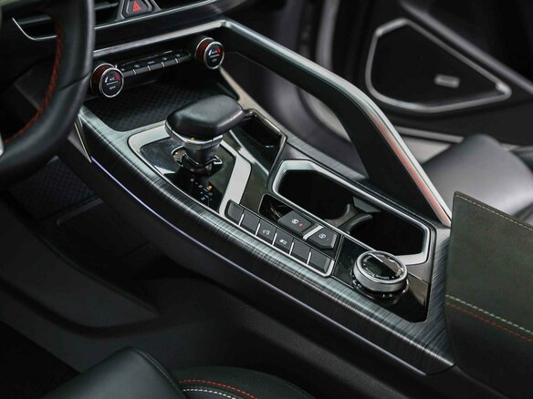 2023 Geely Tugella I Рестайлинг, белый, 2490000 рублей - вид 5