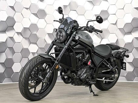 2024 Honda CMX 1100 Rebel, серый, 1177000 рублей, вид 2