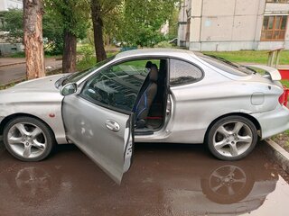 2001 Hyundai Coupe I Рестайлинг (RD2), серебристый, 240000 рублей, вид 2