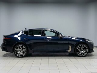 2021 Kia Stinger I Рестайлинг, синий, 3400000 рублей, вид 5