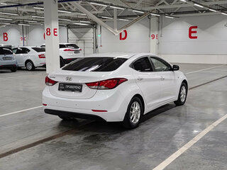 2015 Hyundai Elantra V (MD) Рестайлинг, белый, 1045000 рублей, вид 5