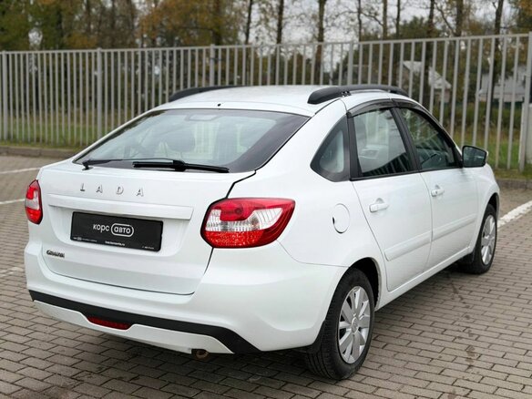 2018 Lada (ВАЗ) Granta I Рестайлинг, белый, 612000 рублей - вид 5