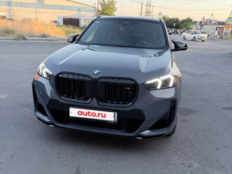 2024 BMW X1 M35i xDrive III (U11/U12), серый, 6150000 рублей, вид 4