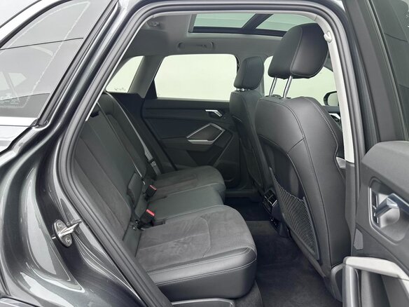 2023 Audi Q3 35 TFSI II (F3), серебристый, 2470000 рублей - вид 17
