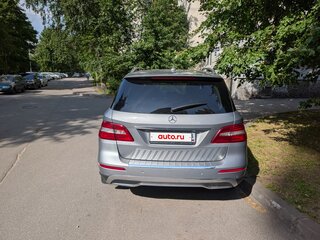 2014 Mercedes-Benz M-Класс 500 III (W166), серый, 3450000 рублей, вид 2