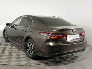 2022 Toyota Camry US Market VIII (XV70) Рестайлинг, коричневый, 3200000 рублей, вид 5