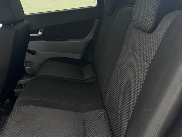 2010 Lada (ВАЗ) Priora I, чёрный, 260000 рублей - вид 9