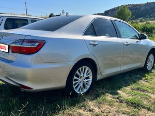 2014 Toyota Camry VII (XV50) Рестайлинг, серебристый, 1800000 рублей, вид 4
