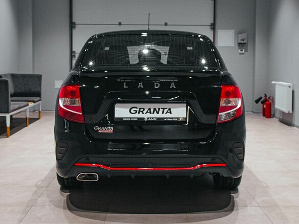 2026 Lada (ВАЗ) Granta Sport I Рестайлинг, чёрный, 1637000 рублей - вид 4