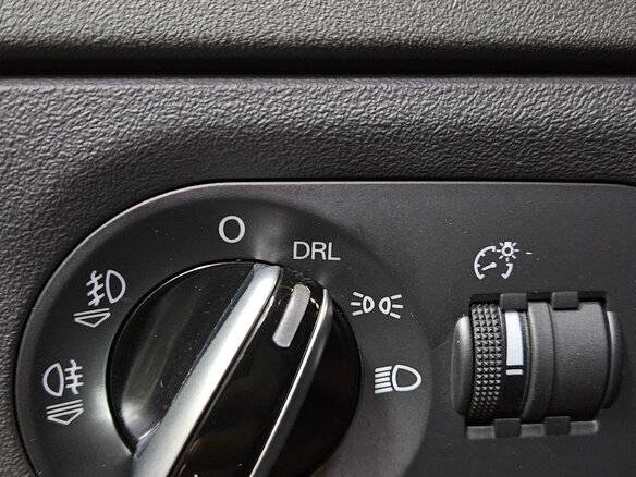 2012 Audi TT II (8J) Рестайлинг, чёрный, 2480000 рублей - вид 10