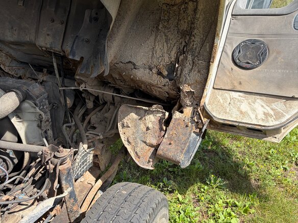 1991 Mazda Titan, серый, 910000 рублей - вид 8