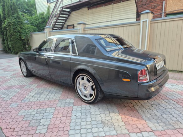 2005 Rolls-Royce Phantom Long VII, зелёный - вид 8
