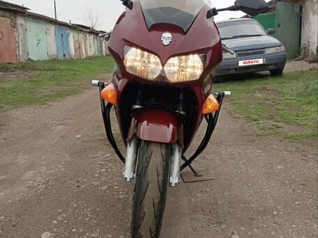 1999 Honda VFR 800, красный, 375000 рублей, вид 3