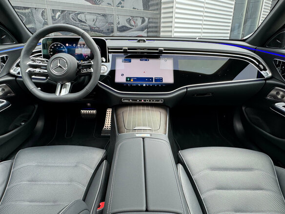 2025 Mercedes-Benz E-Класс 300 VI (W214, S214), чёрный, 8990000 рублей - вид 18