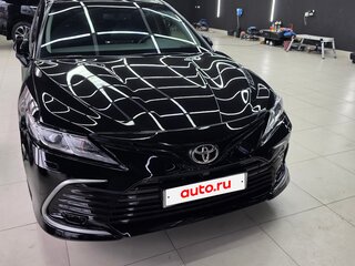 2021 Toyota Camry VIII (XV70) Рестайлинг, чёрный, 2990000 рублей, вид 4
