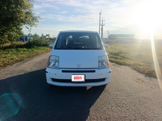 2002 Honda Mobilio I, белый, 320000 рублей, вид 2