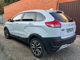 2019 Lada (ВАЗ) XRAY Cross I, белый, 1600000 рублей, вид 3