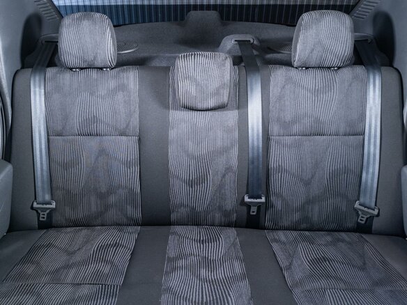 2011 Renault Logan I Рестайлинг, красный, 580000 рублей - вид 11